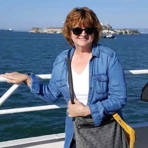 Meet your Posher, Cathy